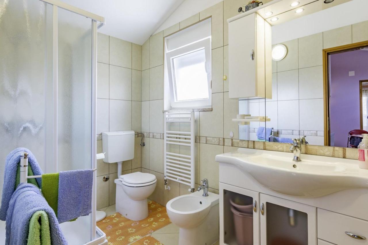 Bozica House With Apartment Umag Ngoại thất bức ảnh
