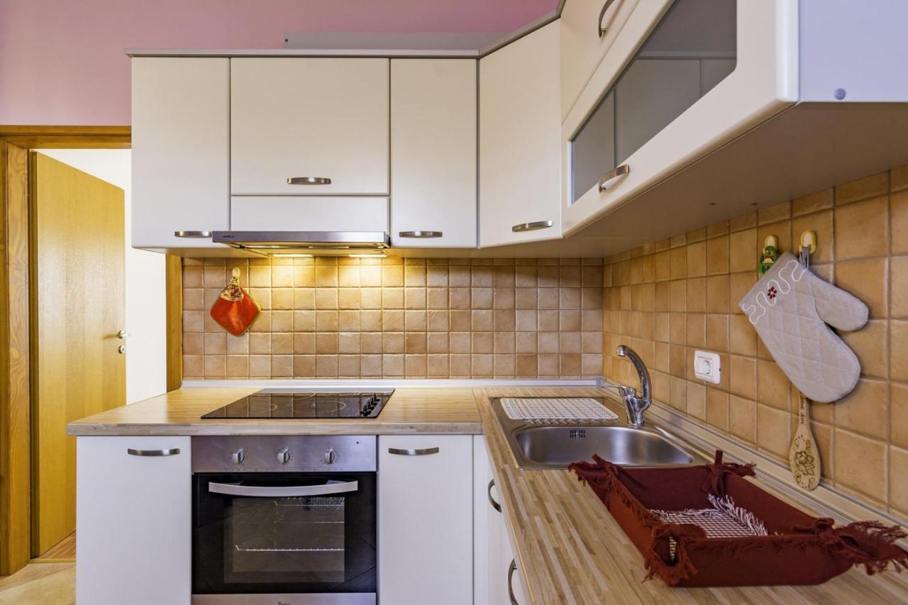 Bozica House With Apartment Umag Ngoại thất bức ảnh